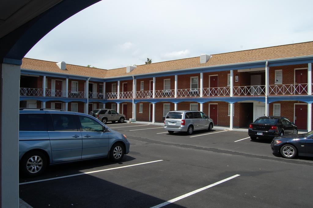 Towne Motel Alexandria Bagian luar foto