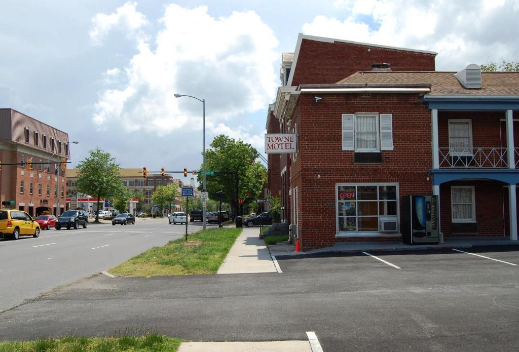 Towne Motel Alexandria Bagian luar foto