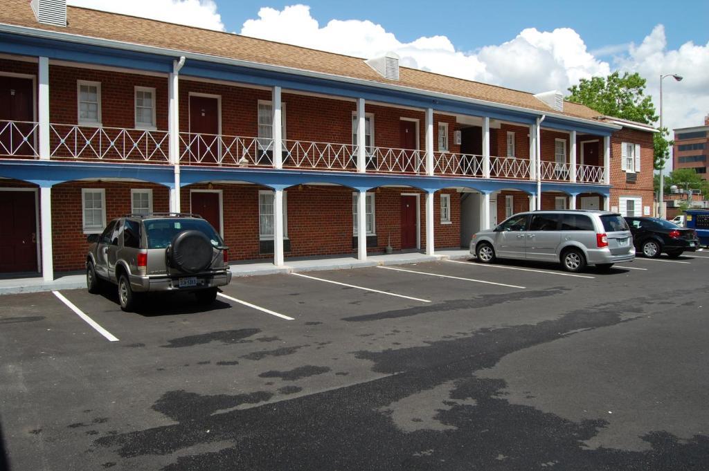 Towne Motel Alexandria Bagian luar foto